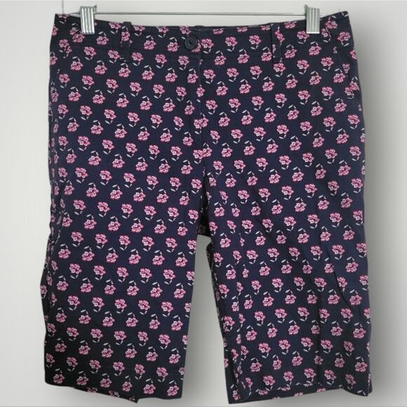 Talbots Perfect Summer Shorts Size 6P Bermuda Floral Navy Pink Cotton Blend - Picture 1 of 5